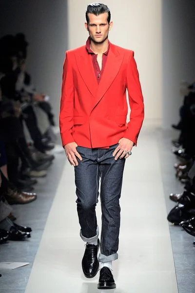 Look 22